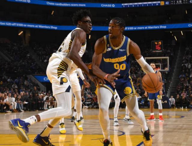 kaiyun安全登录-关键时刻被二轮秀打爆 勇士防线无比想念维金斯