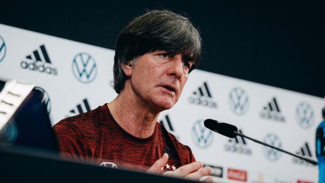 勒夫：不急于再就业 克罗斯退出不影响中场实力